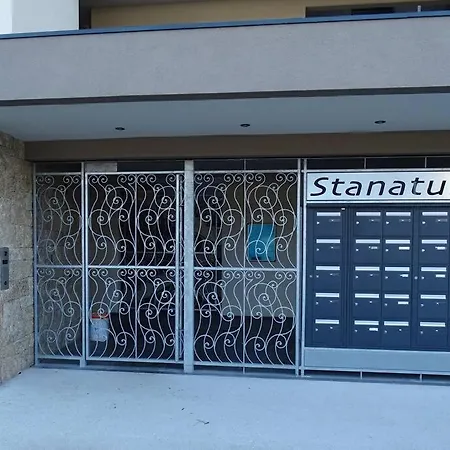 For 46 People In The Heart Of Porto-vecchio * Porto-Vecchio