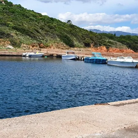 For 4 Ou 6 People In The Heart Of Porto-vecchio Lägenhet *