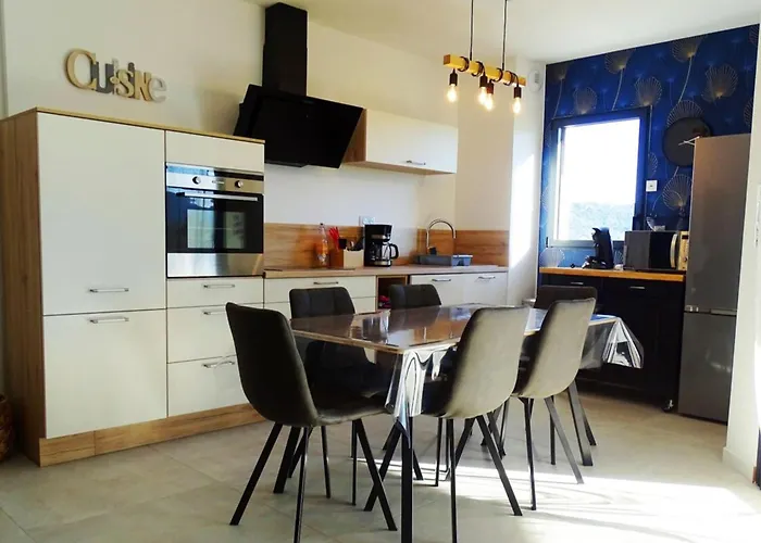 For 4 Ou 6 People In The Heart Of Porto-vecchio